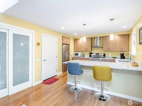 30402 12th Avenue SW, Federal Way WA 98023