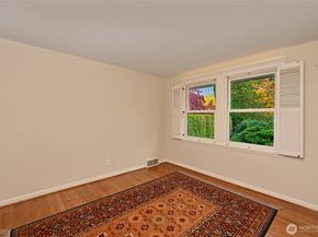 2610 42nd Avenue W, Seattle WA 98199