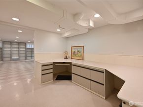 2610 42nd Avenue W, Seattle WA 98199