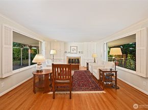 2610 42nd Avenue W, Seattle WA 98199