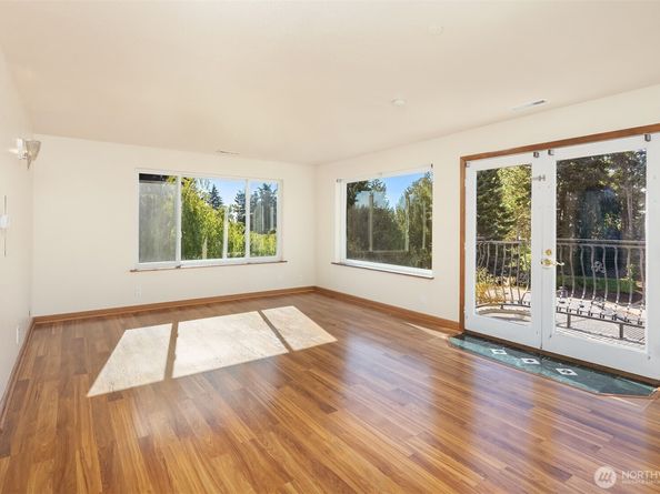 11906 23rd Avenue SW, Burien WA 98146