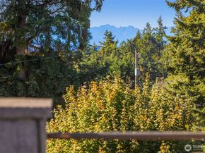 11906 23rd Avenue SW, Burien WA 98146