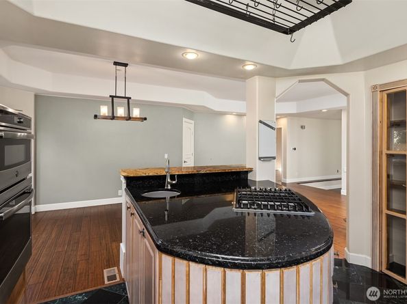 11906 23rd Avenue SW, Burien WA 98146
