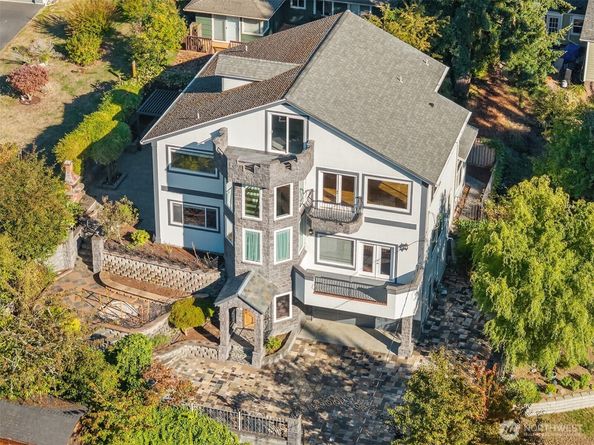 11906 23rd Avenue SW, Burien WA 98146