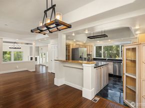11906 23rd Avenue SW, Burien WA 98146