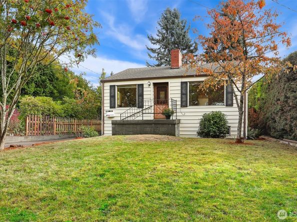 7536 13th Avenue NW, Seattle WA 98117