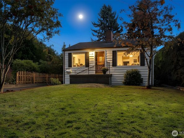 7536 13th Avenue NW, Seattle WA 98117