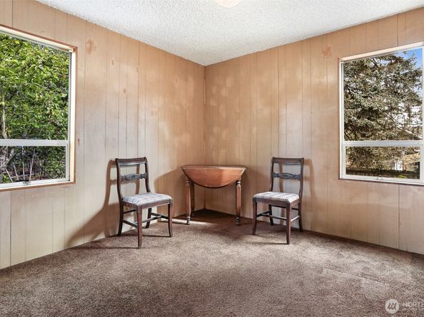7536 13th Avenue NW, Seattle WA 98117