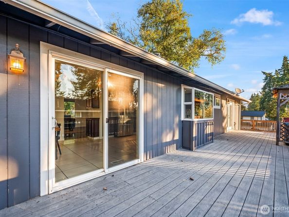 3300 Madrona Drive SE, Port Orchard WA 98366
