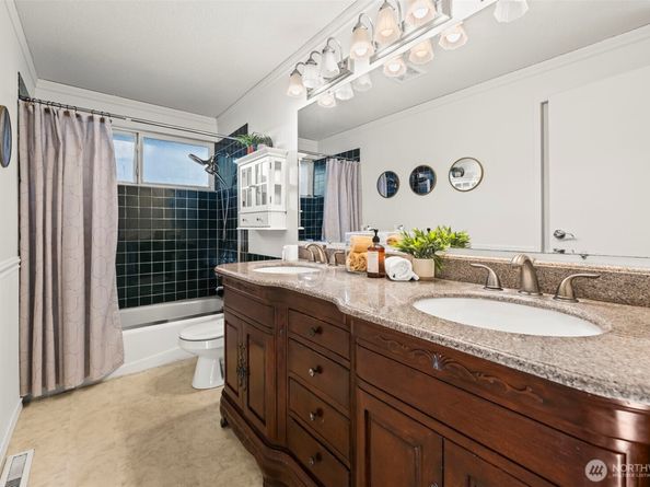 3300 Madrona Drive SE, Port Orchard WA 98366