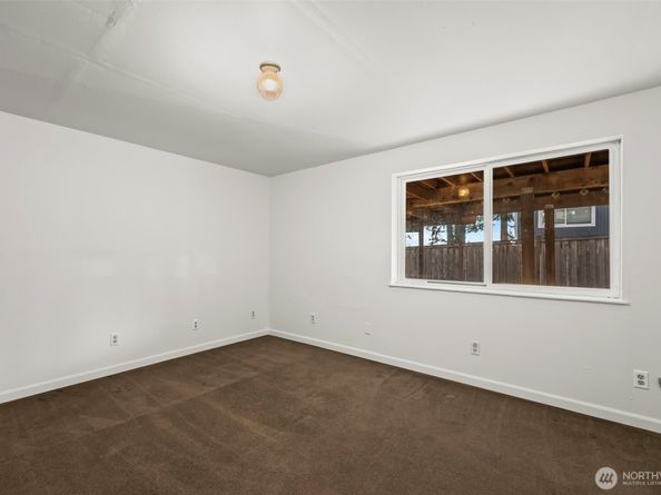 3300 Madrona Drive SE, Port Orchard WA 98366