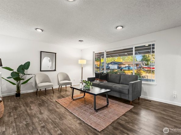 3300 Madrona Drive SE, Port Orchard WA 98366