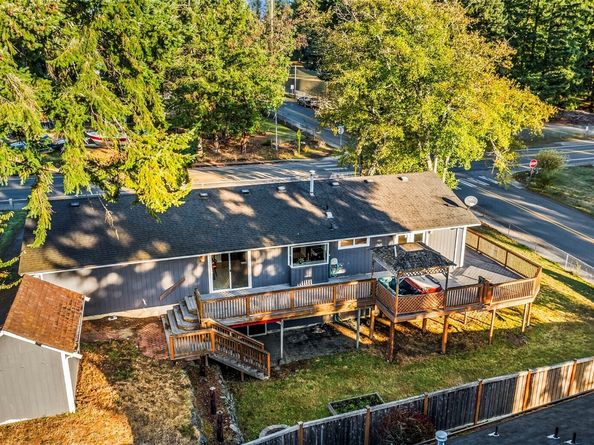 3300 Madrona Drive SE, Port Orchard WA 98366