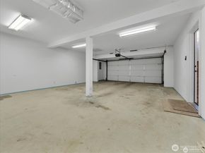 4032 152nd Place SW, Lynnwood WA 98087