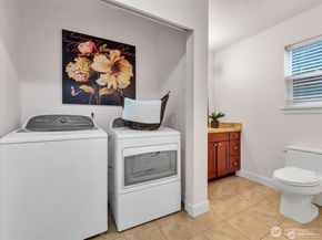 4032 152nd Place SW, Lynnwood WA 98087