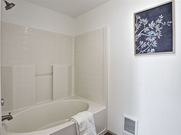 5403 S 236TH Street 2, Kent WA 98032