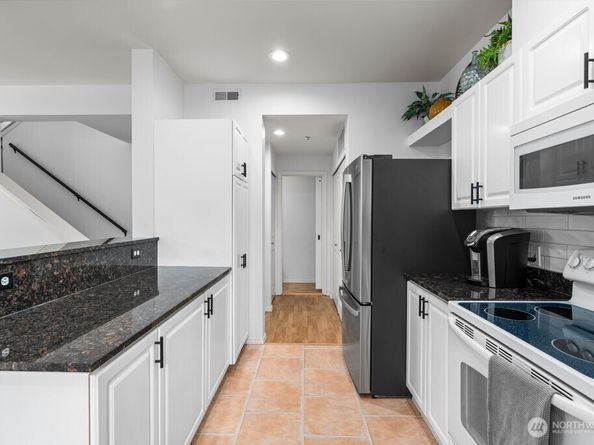 23228 59th Court S, Kent WA 98032