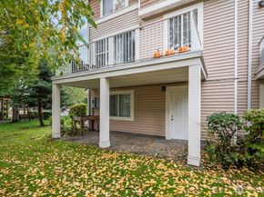 23228 59th Court S, Kent WA 98032