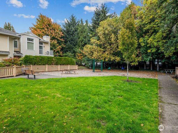 23228 59th Court S, Kent WA 98032