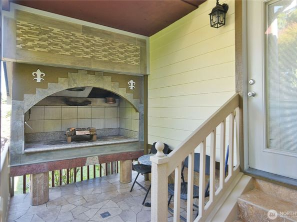 23116 80th Place W, Edmonds WA 98026