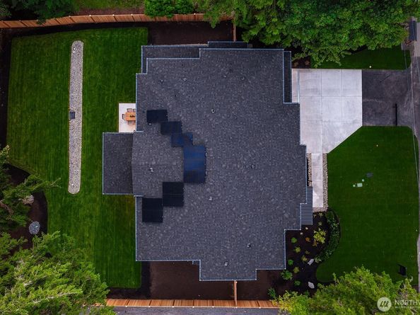 3976 154th Avenue SE, Bellevue WA 98006
