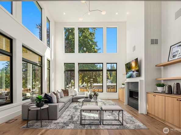 3976 154th Avenue SE, Bellevue WA 98006