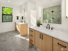 3976 154th Avenue SE, Bellevue WA 98006