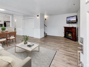 12240 SE 60th Street 41, Bellevue WA 98006