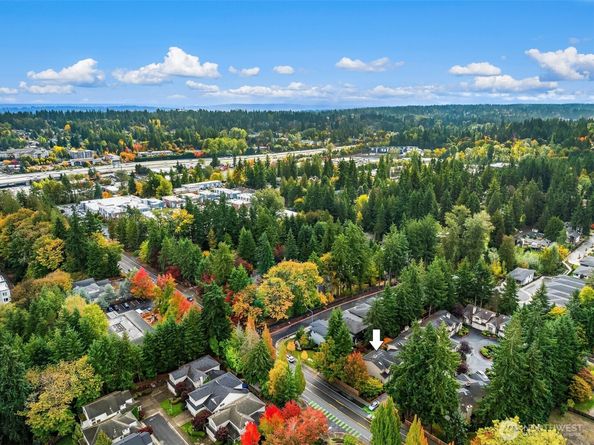 11526 114th Court NE 2A, Kirkland WA 98033