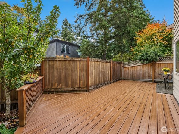11526 114th Court NE 2A, Kirkland WA 98033