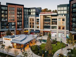 11526 114th Court NE 2A, Kirkland WA 98033