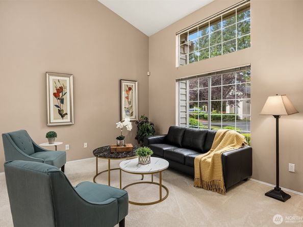 11526 114th Court NE 2A, Kirkland WA 98033