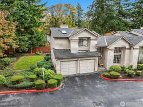 11526 114th Court NE 2A, Kirkland WA 98033