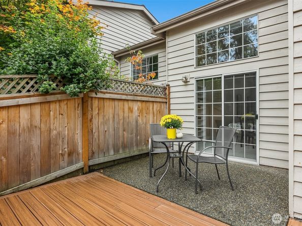 11526 114th Court NE 2A, Kirkland WA 98033