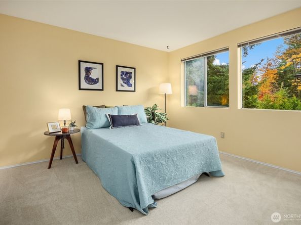 11526 114th Court NE 2A, Kirkland WA 98033