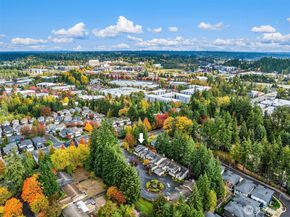 11526 114th Court NE 2A, Kirkland WA 98033