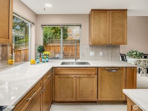 11526 114th Court NE 2A, Kirkland WA 98033