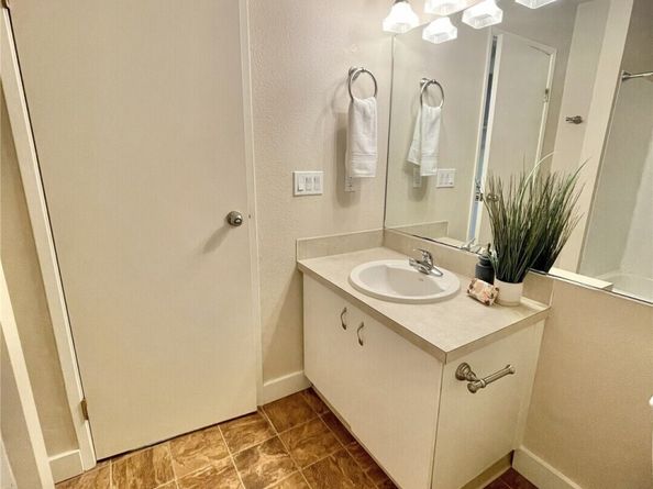 5300 Harbour Pointe Boulevard 311H, Mukilteo WA 98275