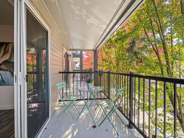 600 N 85TH Street 204, Seattle WA 98103