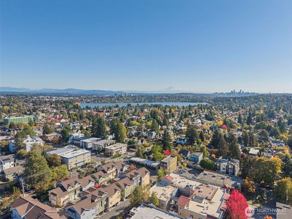 600 N 85TH Street 204, Seattle WA 98103