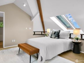 13542 40th Avenue NE, Seattle WA 98125