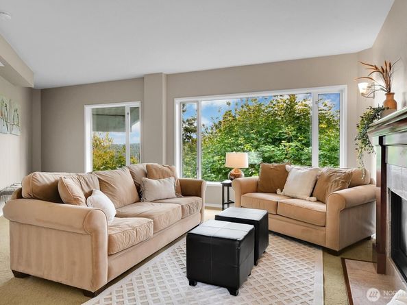 13542 40th Avenue NE, Seattle WA 98125