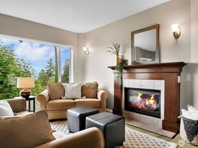13542 40th Avenue NE, Seattle WA 98125