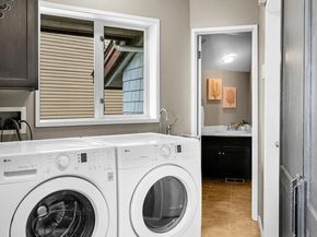 13542 40th Avenue NE, Seattle WA 98125