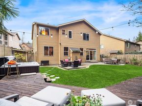 8812 Norman Avenue SE, Snoqualmie WA 98065