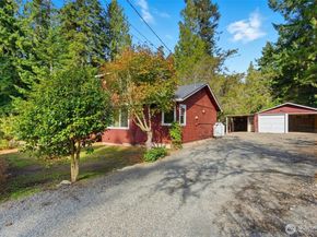 9110 NE Shore Drive, Indianola WA 98342