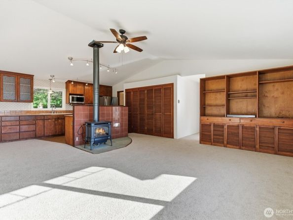 9110 NE Shore Drive, Indianola WA 98342