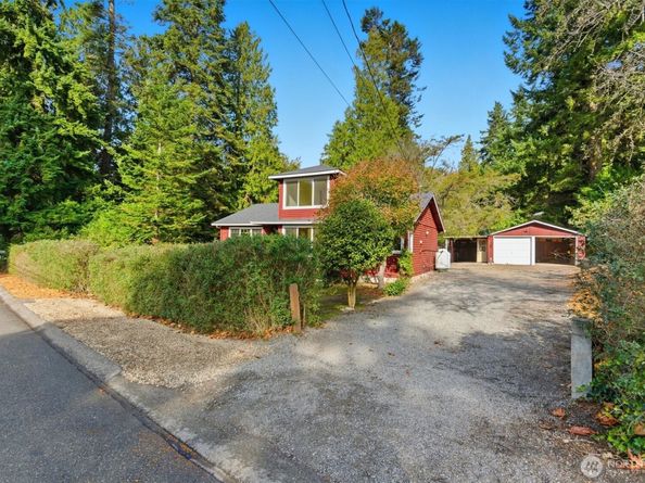 9110 NE Shore Drive, Indianola WA 98342