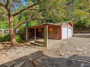 9110 NE Shore Drive, Indianola WA 98342