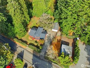 9110 NE Shore Drive, Indianola WA 98342